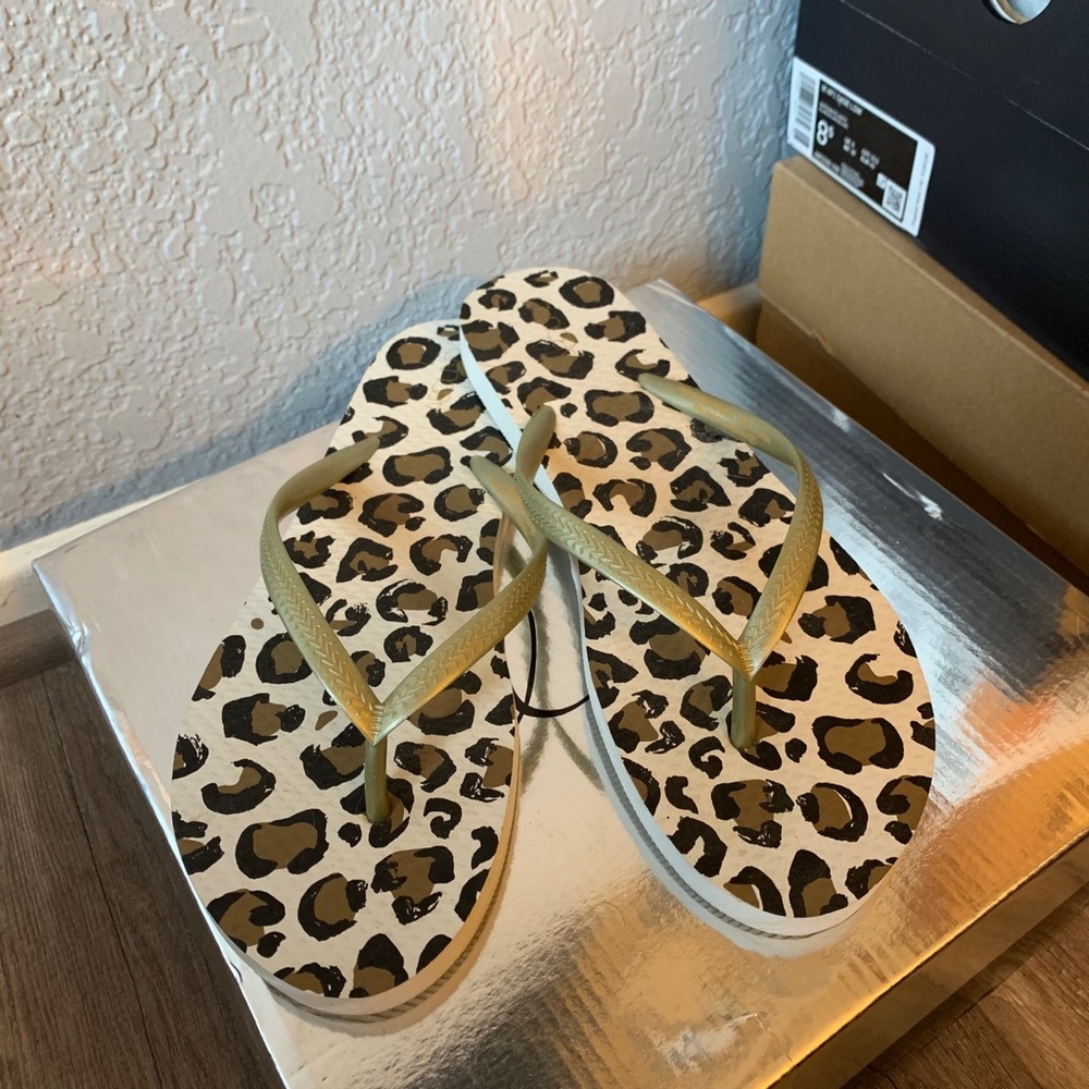 leopard flip flops